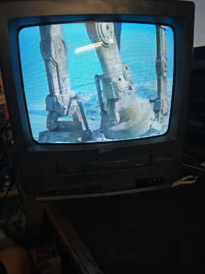 Click to view image in new tab Zenith TVBR1302Z