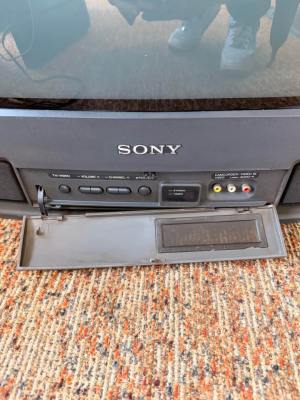 Sony KV-32TS35