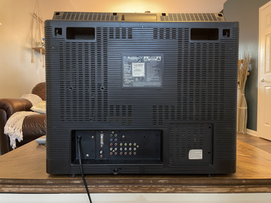 Click to view image in new tab Panasonic CT-32HXC14J