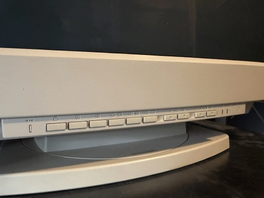 Compaq P1610