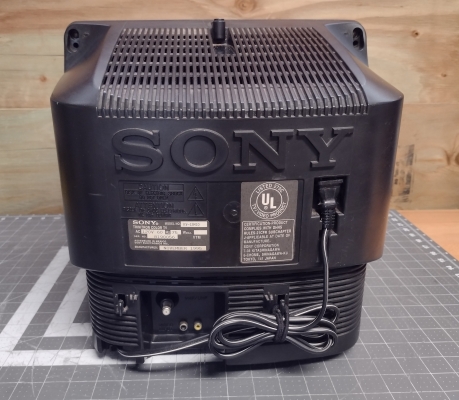 Sony KV-13M10