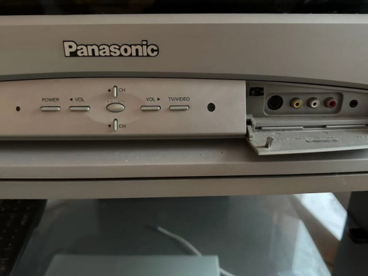 Click to view image in new tab Panasonic CT-36SL13G