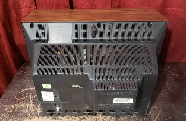 Zenith Z1926W