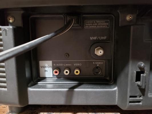 Sony KV-20TS32