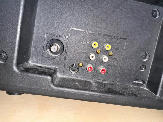 Sansui TVS2746