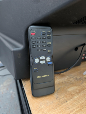 Sylvania SRT4127P