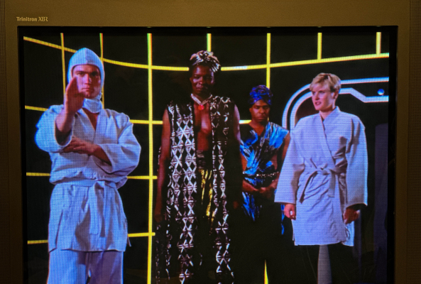 Click to view image in new tab Sony KV-36XBR200
