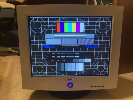 eMachines eView 17f3 (768N)