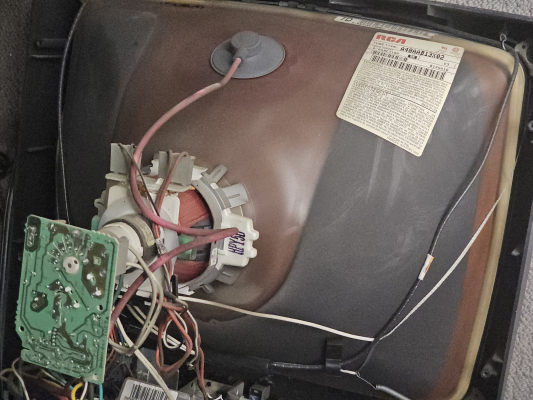 Click to view image in new tab RCA F19240GY