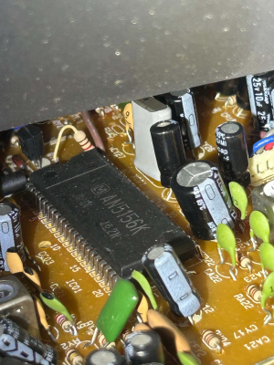 Audiovox AVT-1475