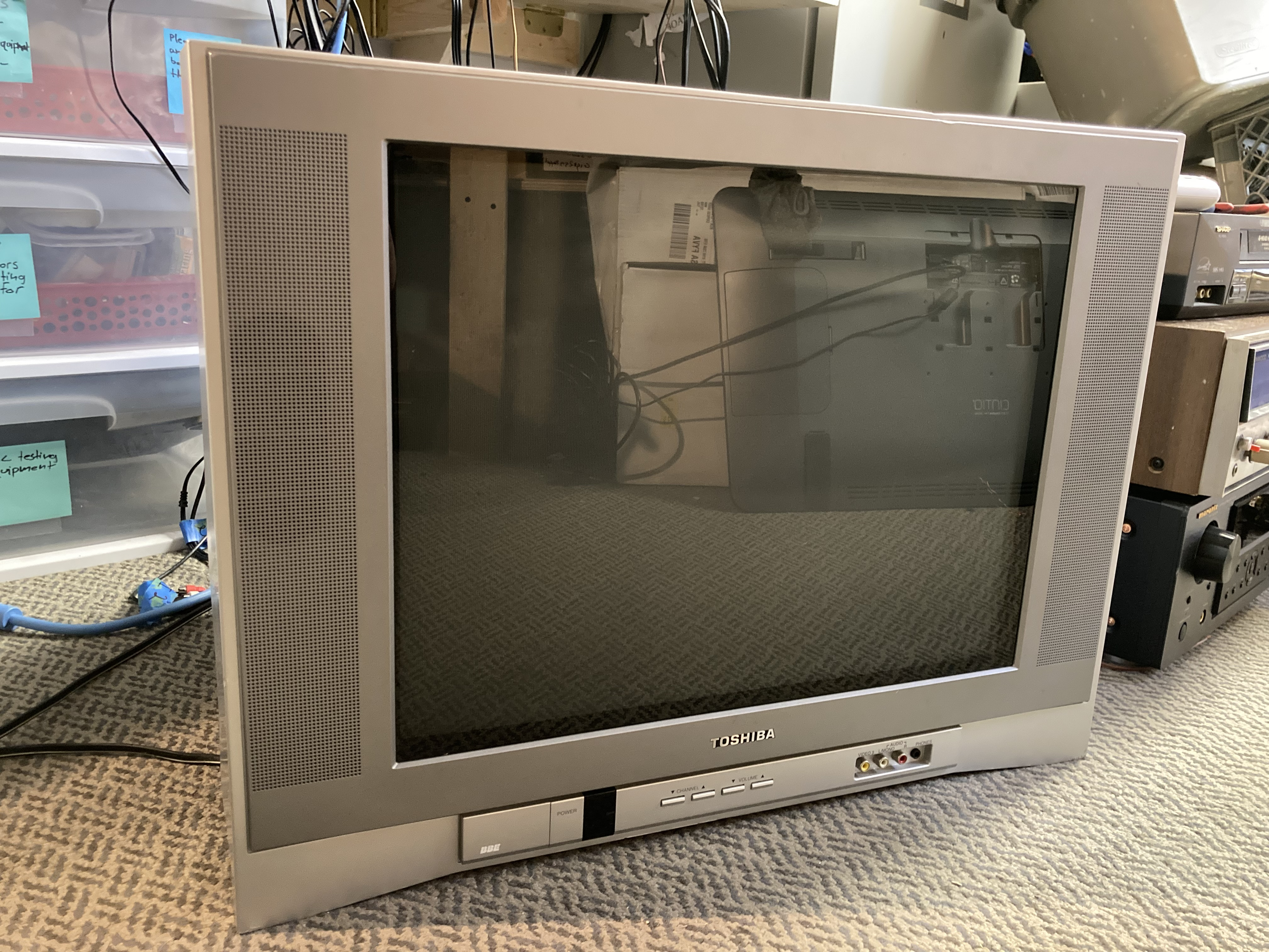 Toshiba 20AF44 | CRT Database