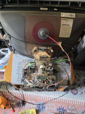 RCA 27F530T