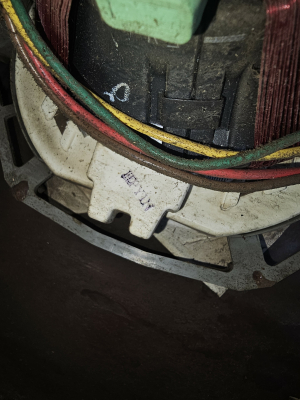 General Electric 27GT650