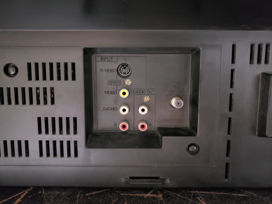 Click to view image in new tab JVC AV-27020