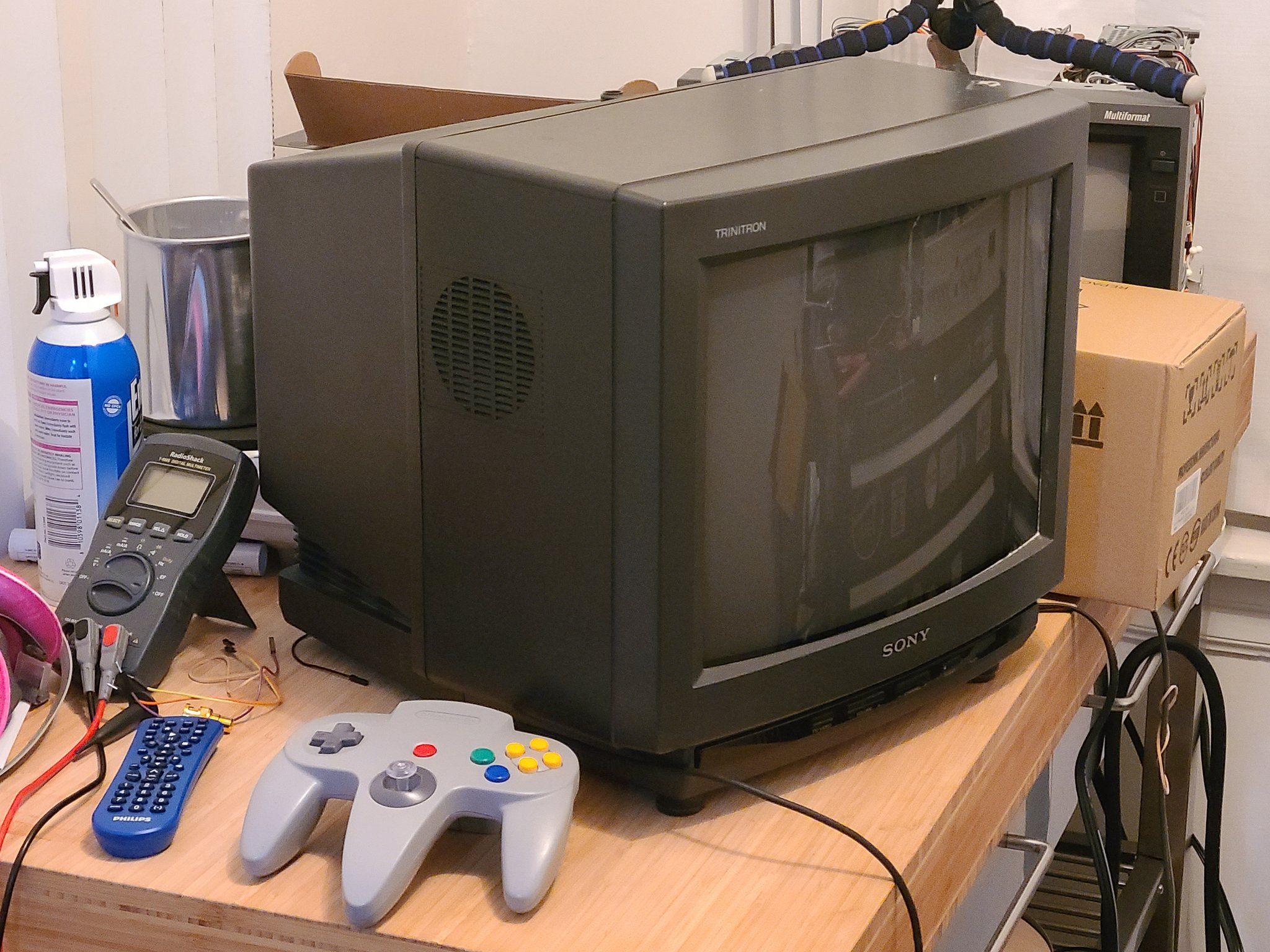 K-166】【中古】SONY Trinitron ポータブルテレビ 1994年（2025