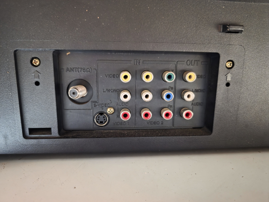 Toshiba 27A62