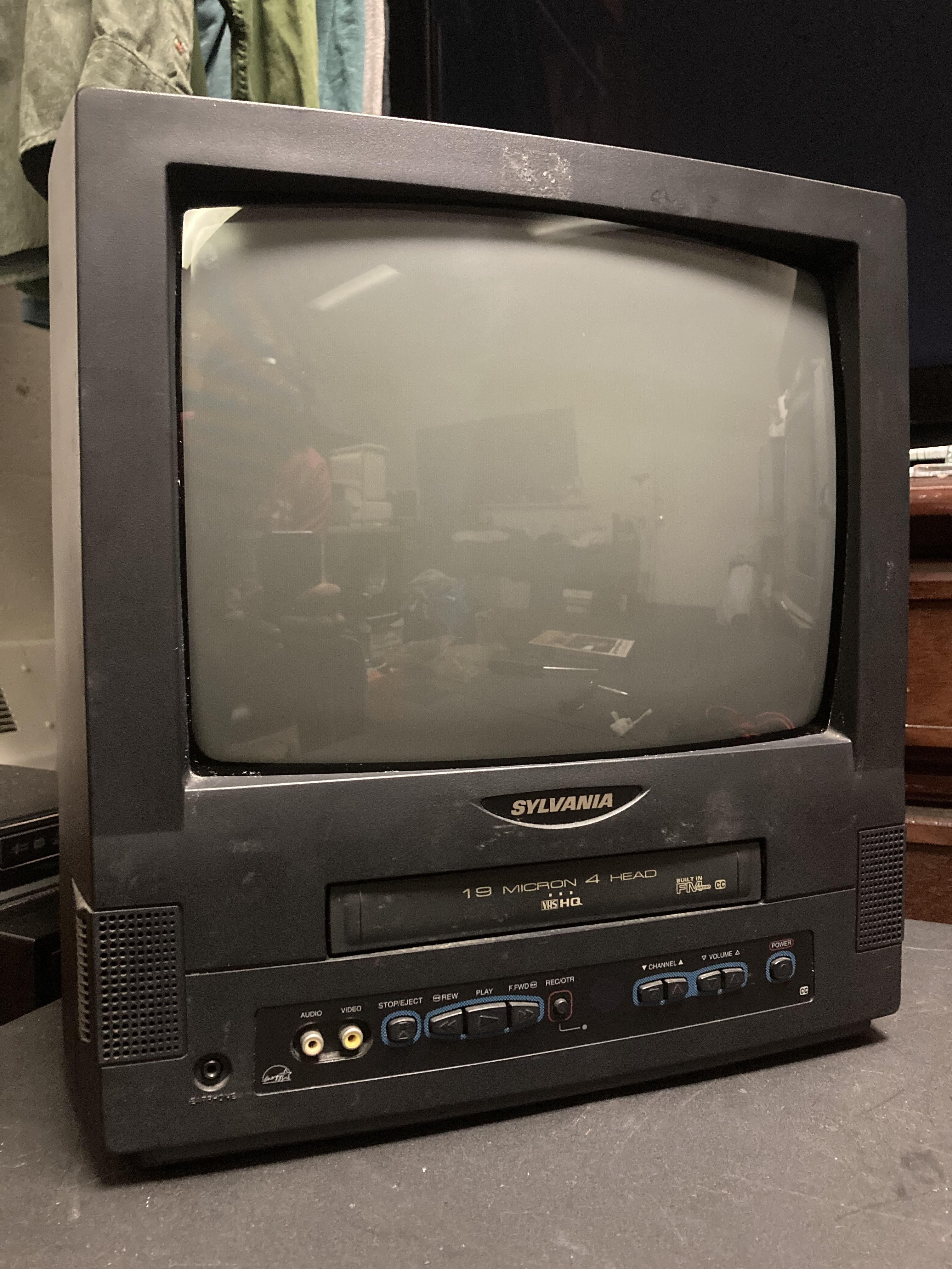 Sylvania SSC130B | CRT Database