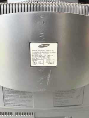 Samsung TXC2716