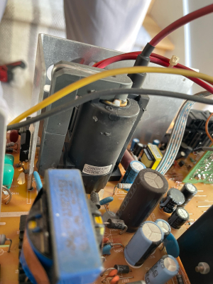 RCA 24F530T