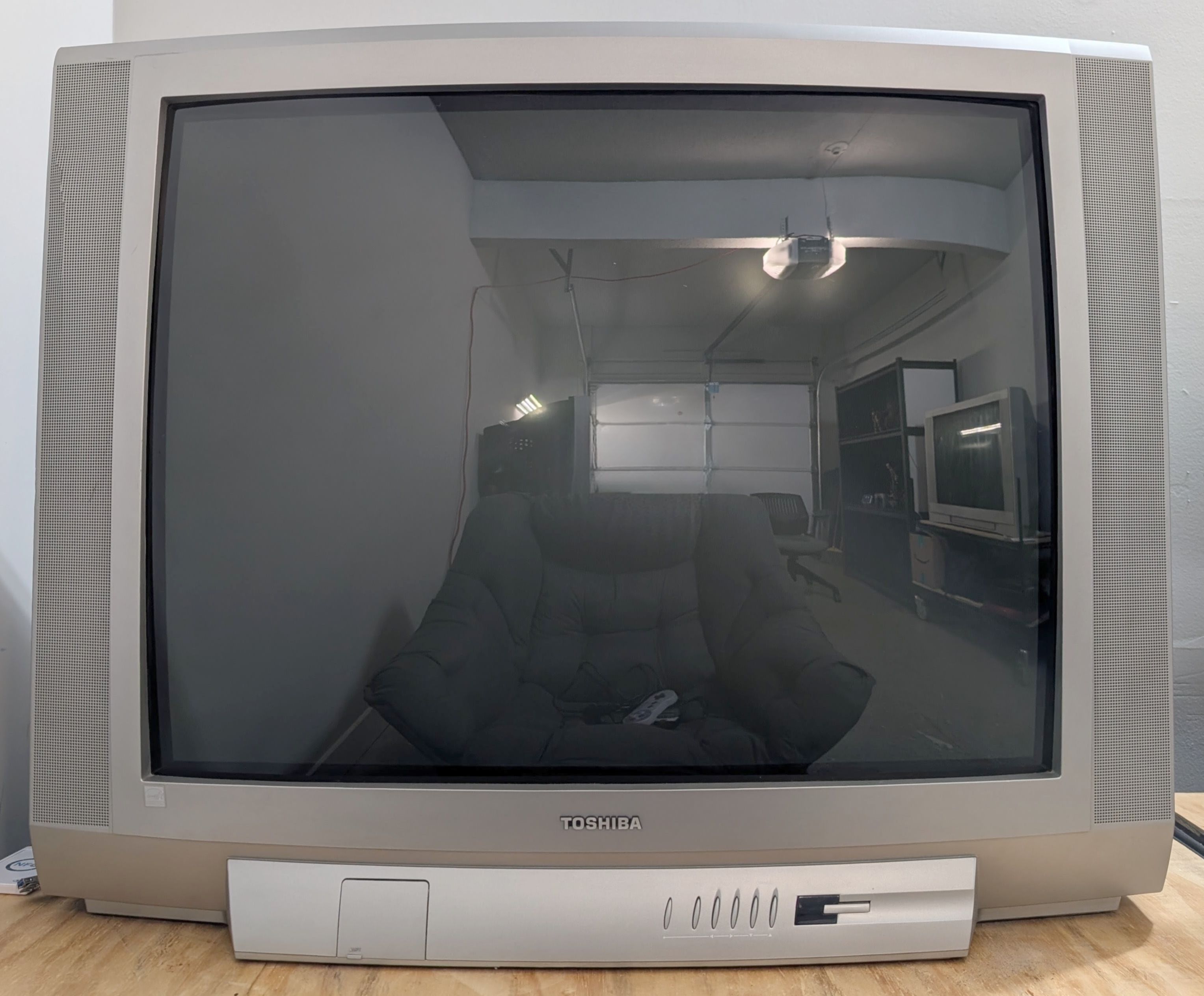 Toshiba 35A44 | CRT Database