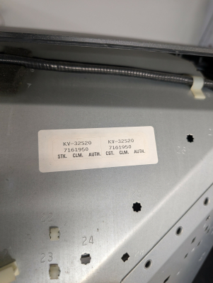 Sony KV-32S20