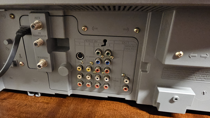 Click to view image in new tab Sony KV-27FS210