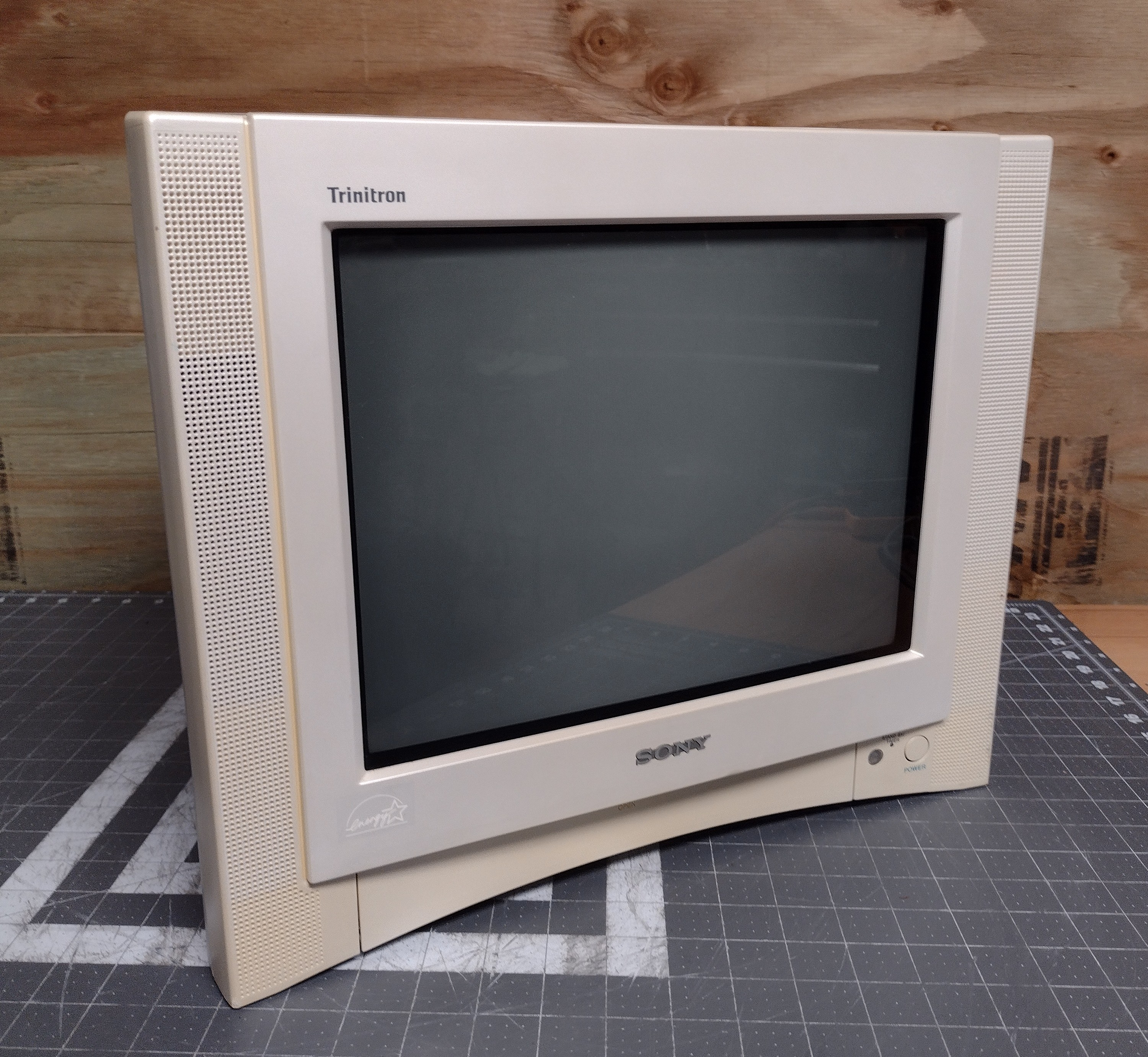 Sony KV-13FS110 | CRT Database