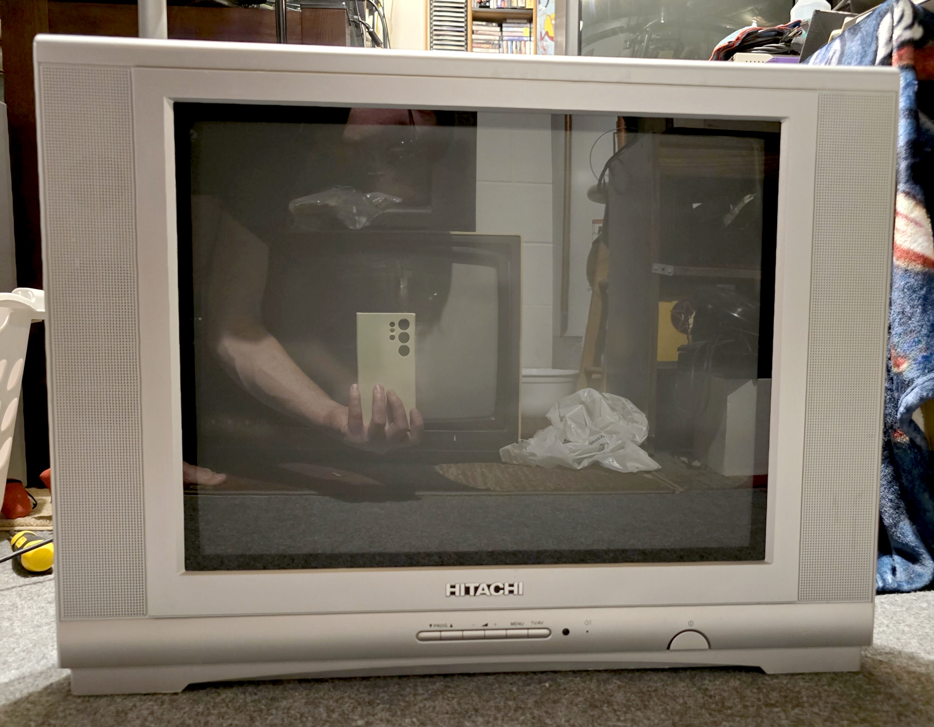 Hitachi C21-F800SNT | CRT Database