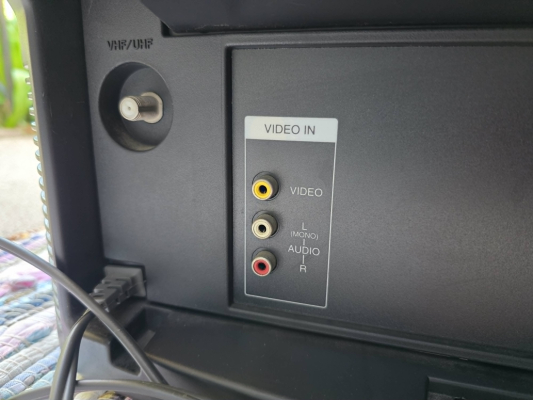 Sony KV-27S10