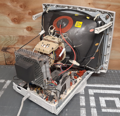 HP Ultra VGA 1280 (D2818A)