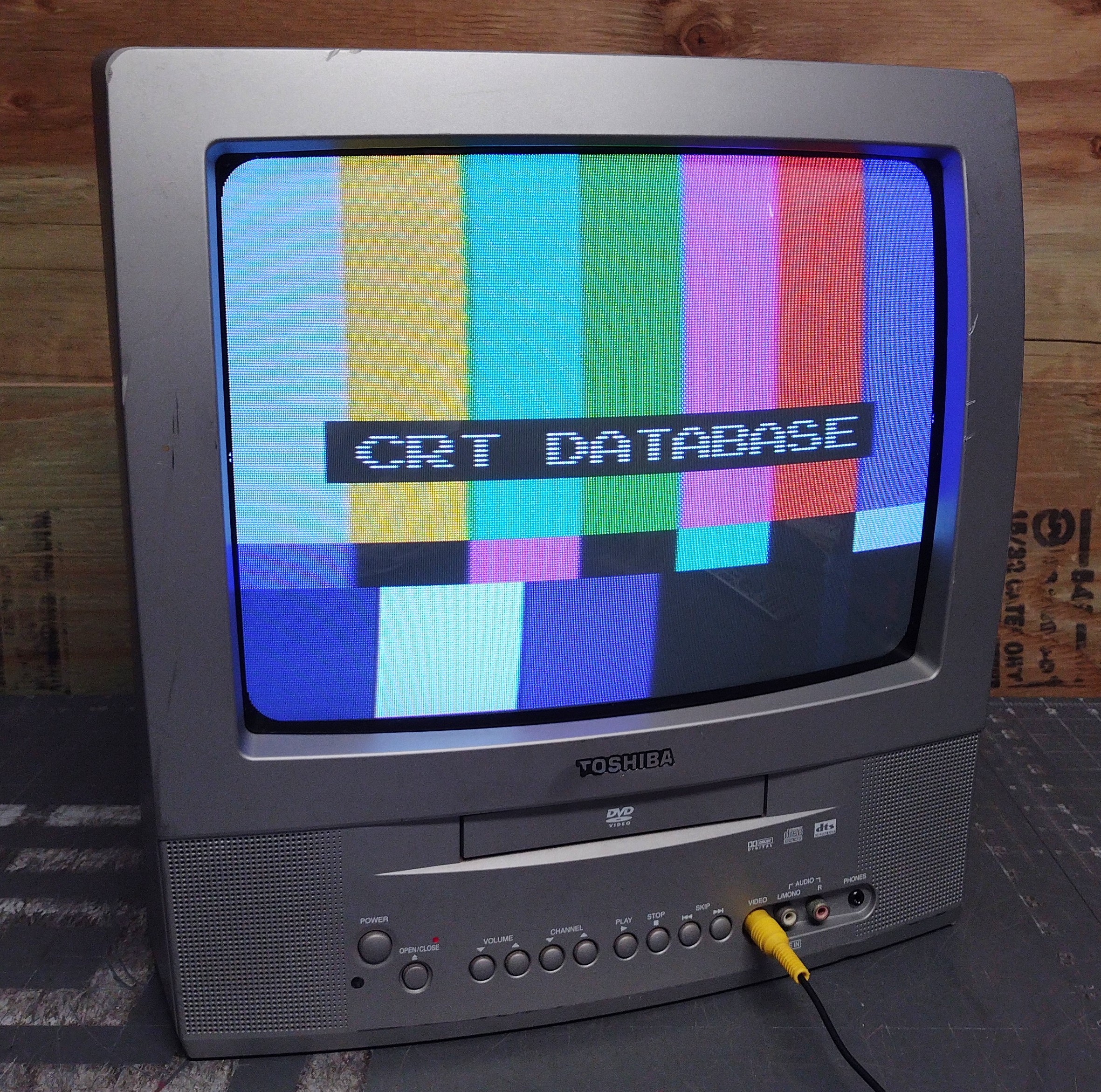 Toshiba MD13N3 | CRT Database