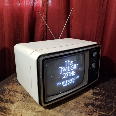 RCA EC335Y