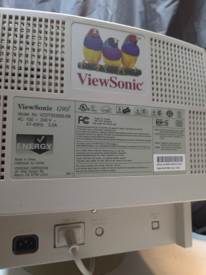 ViewSonic G90f (VCDTS23283-2M)