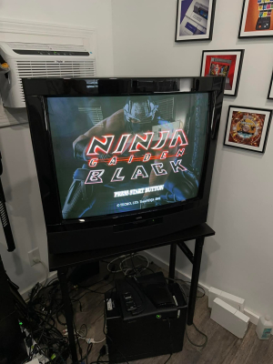 Loewe Arcada 32 (ARC 332 PB)