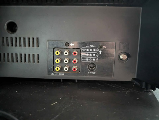 Curtis Mathes CM32020S