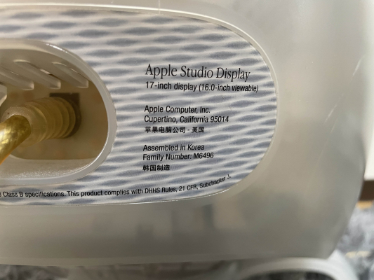 Click to view image in new tab Apple Studio Display 17 (M6496)