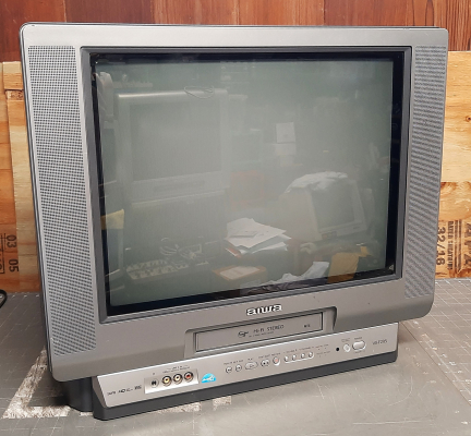 Click to view image in new tab Aiwa VX-F205