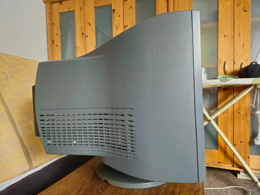 Silicon Graphics Inc (SGI) GDM-FW9011
