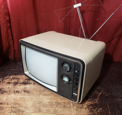 RCA EC330B