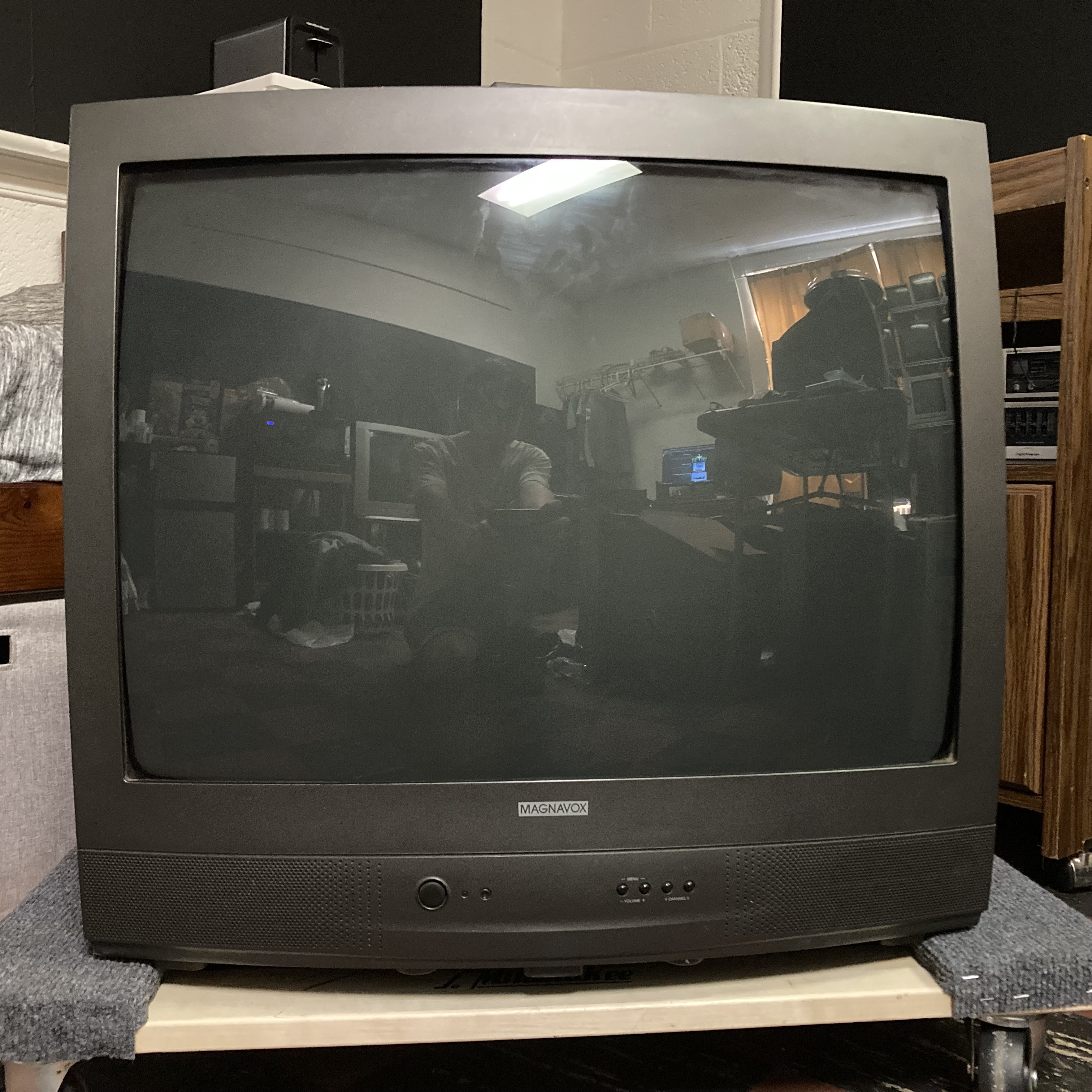 Magnavox MT2501 C121 | CRT Database