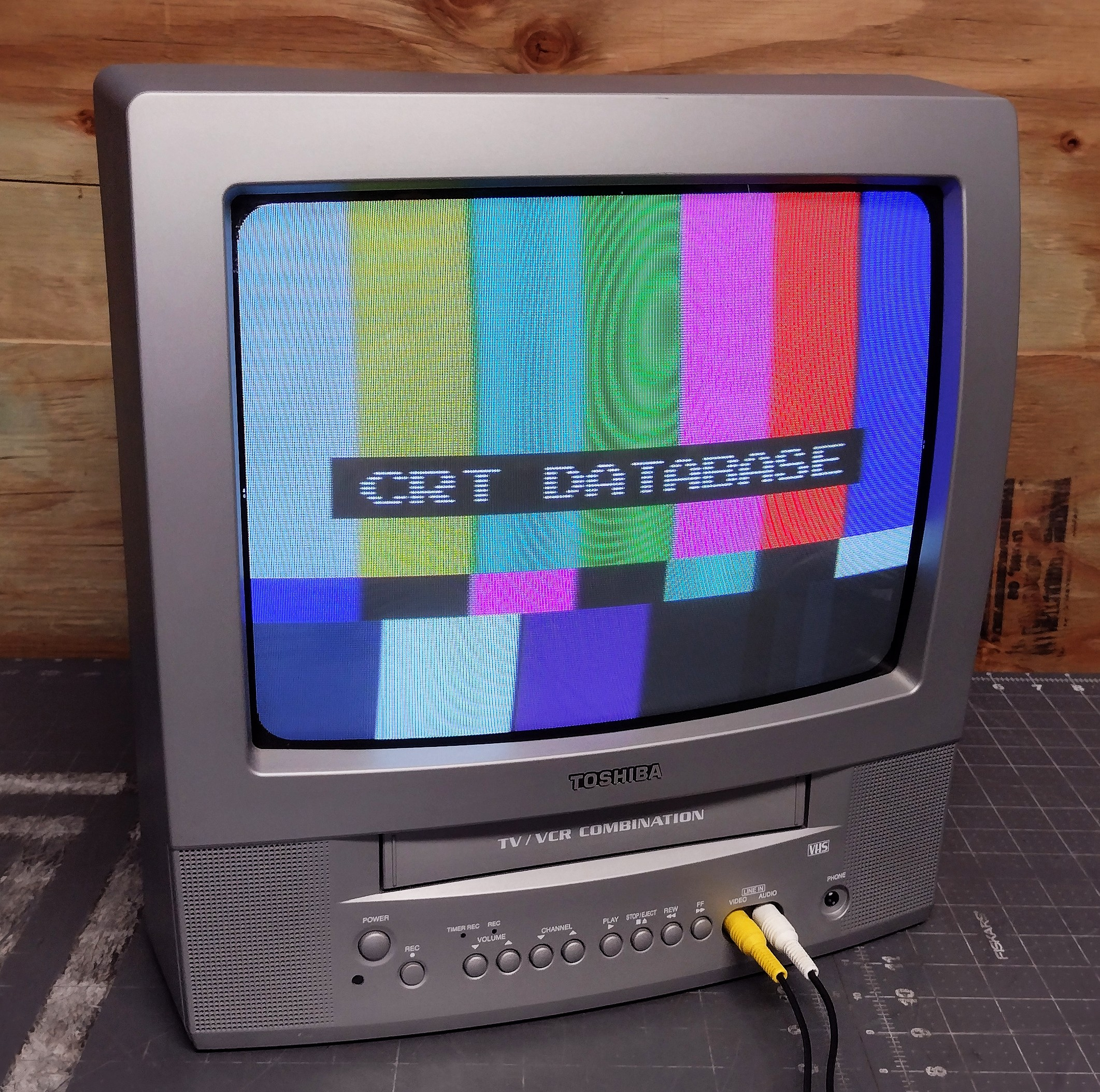 TOSHIBA Weekend アナログテレビ TOSHIBA Weekend アナログテレビ 昭和レトロTOSHIBA Weekend