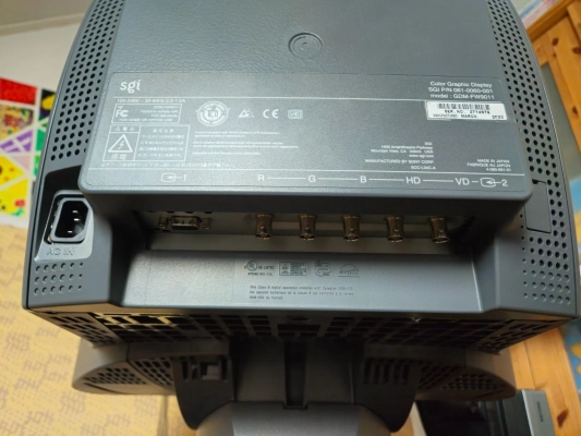 Silicon Graphics Inc (SGI) GDM-FW9011