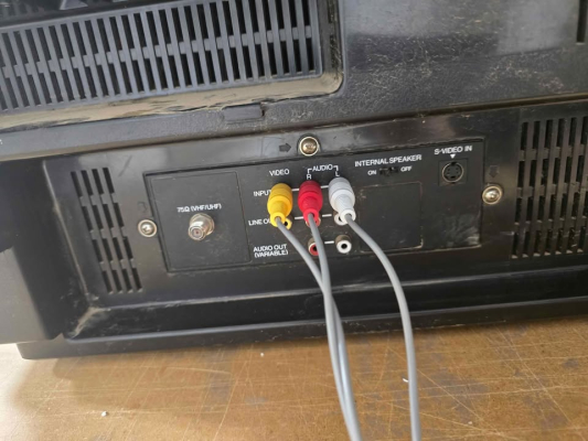 JVC AV-2650S