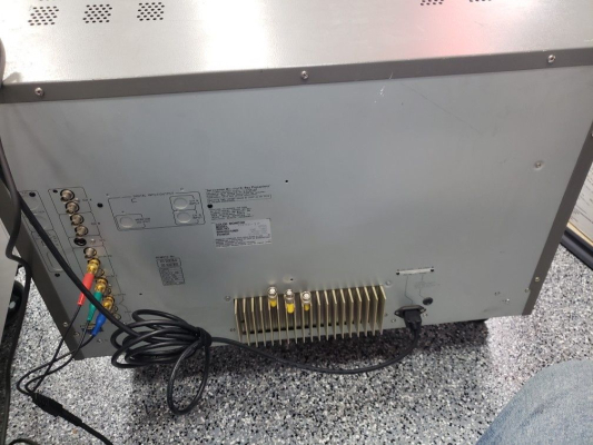 Click to view image in new tab Ikegami TM32-17