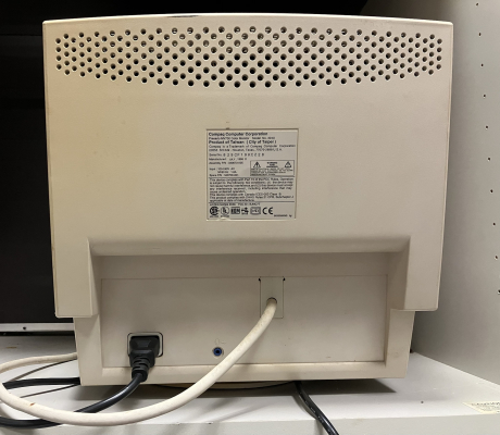 Compaq Presario MV700 (324U)