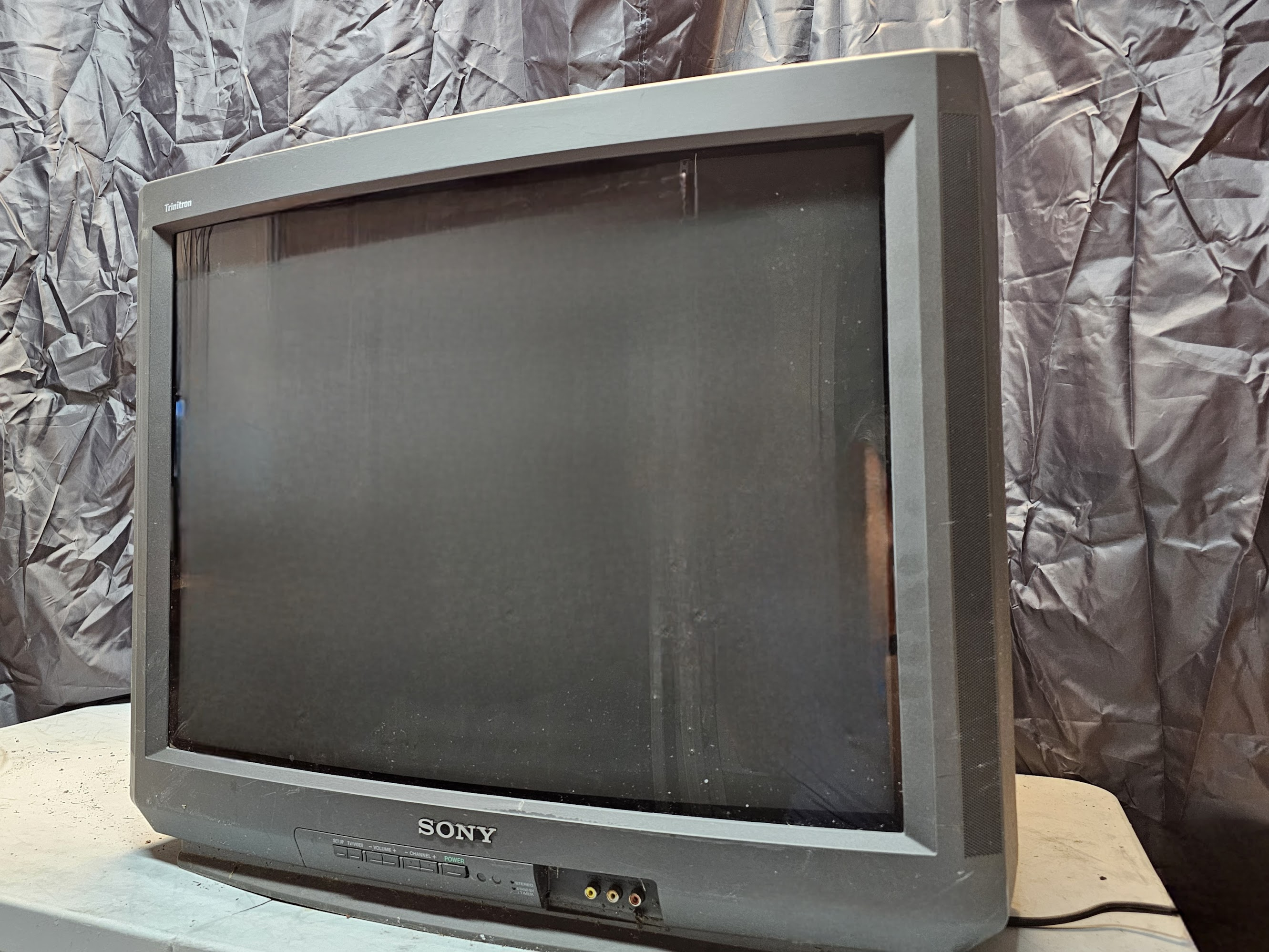 SONY Trinitron 98年製 Sony KV-27V45 | CRT Database