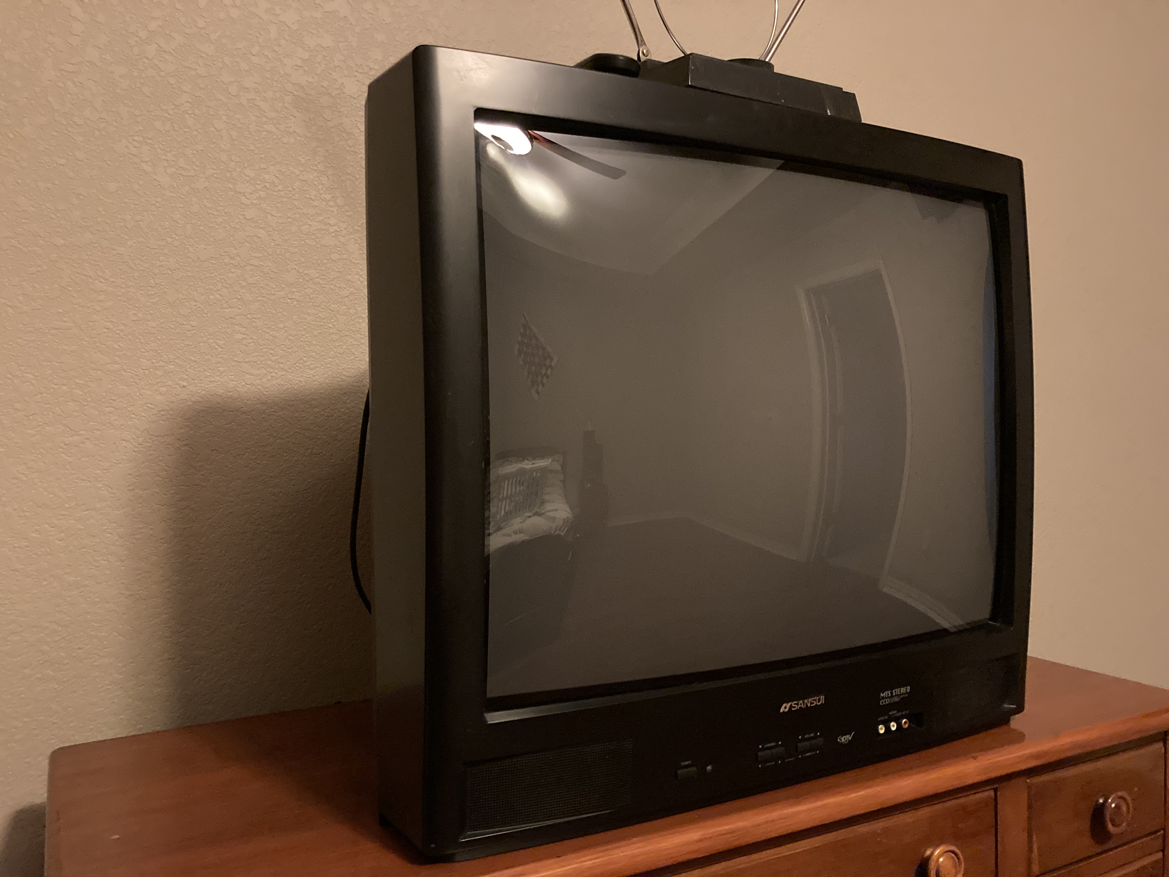 Sansui DTV2798 | CRT Database