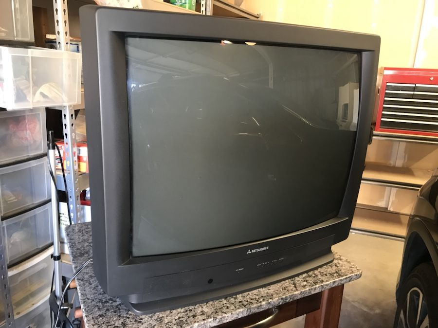 T.V Mitsubishi CS-27305 | CRT Database