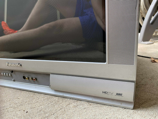 Click to view image in new tab Panasonic CT-27HC15