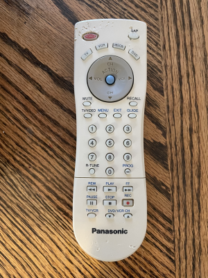 Click to view image in new tab Panasonic CT-32HXC14J